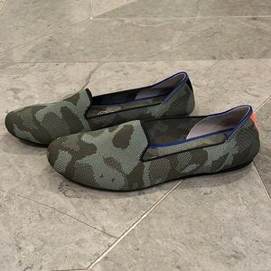 Rothy’s Almond loafer in camo